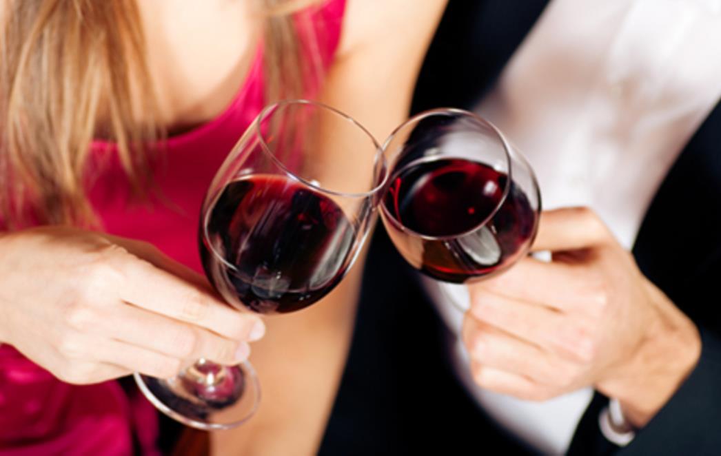 Seks i ispijanje alkohola su aktivnosti koje najviše usrećuju
