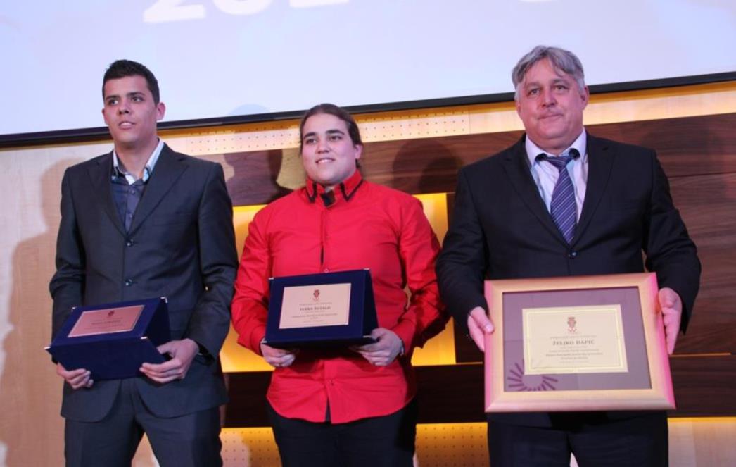 PROGLAŠENI NAJUSPJEŠNIJI DUBROVAČKI SPORTAŠI: Nagrade Ivani Šutalo, Mihu Simoviću, automobilistima i plivačicama /FOTOGALERIJA/