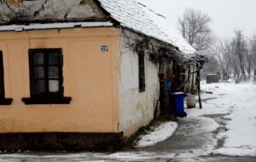 Sa svojim svodnikom podvodila tri meloljetne sestrice