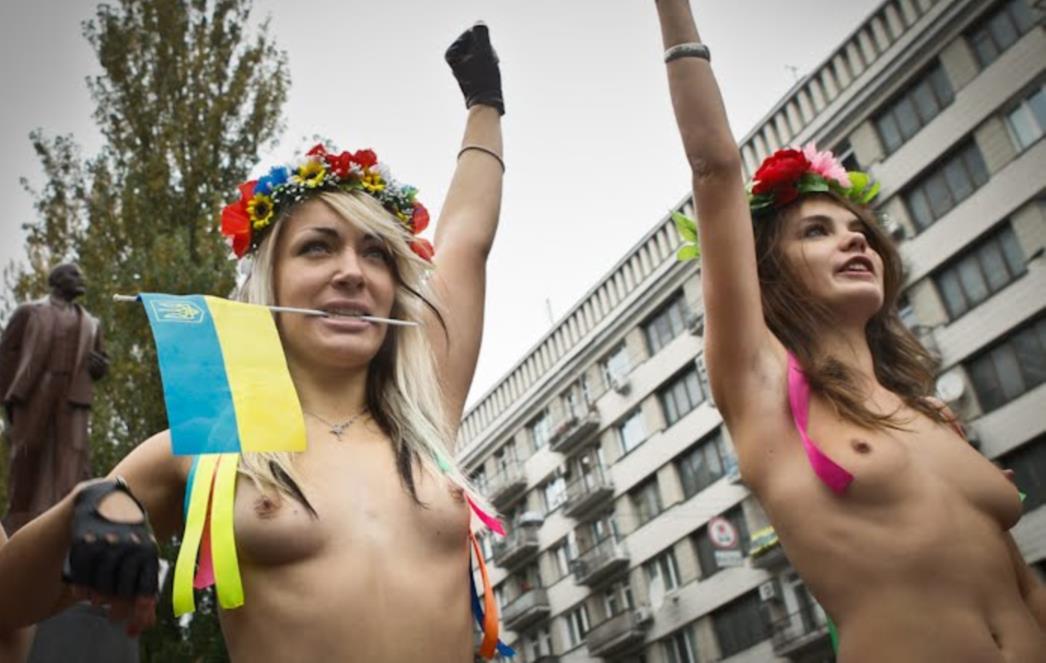 FEMEN – studentice se golotinjom bore protiv društvenih bolesti (VIDEO)