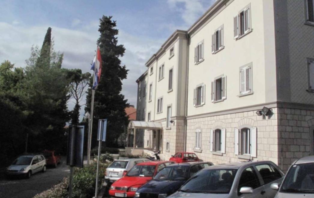FINA OBJAVILA: Pogledajte kome najviše duguju blokirani građani