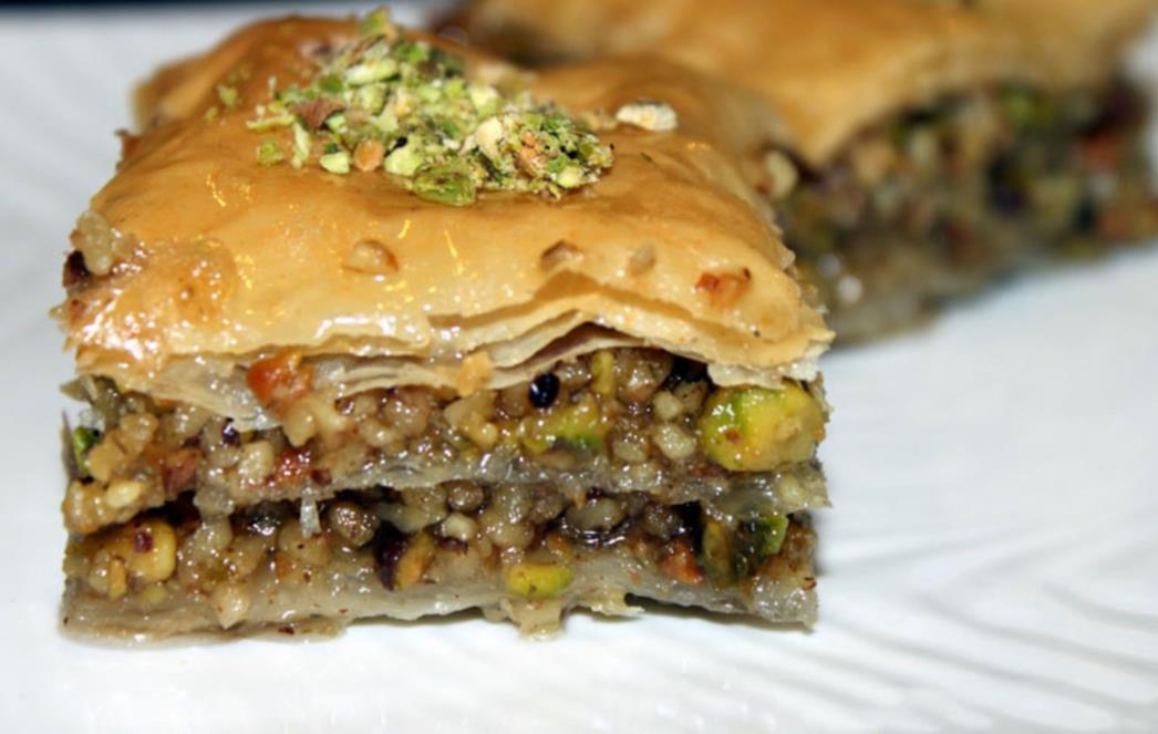 Prijepori oko prave baklave - evo kako bi trebala izgledati ova poslastica!