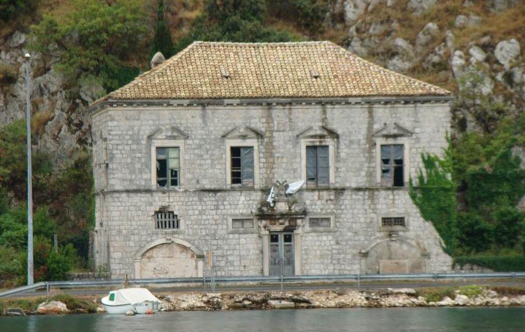 Cijene dubrovačkih ljetnikovaca padaju u bescijenje, Rusi ih više ne žele