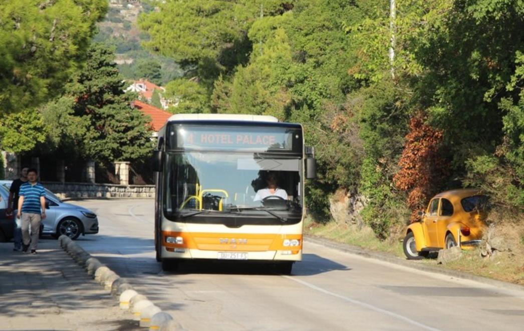 LIBERTAS PONOVO UVODI 'DEVETKU': I dalje nužno održavati distancu u autobusima