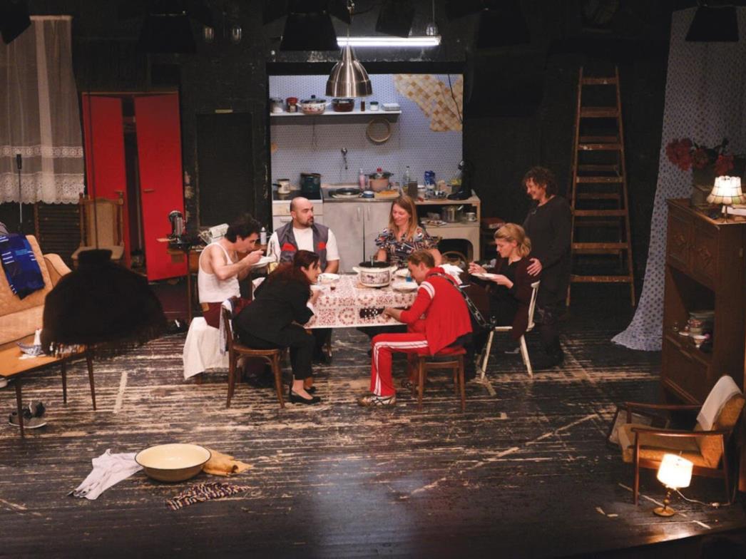 Nagrađivana predstave "Gnijezdo" u produkciji HNK Mostar gostuje u teatru