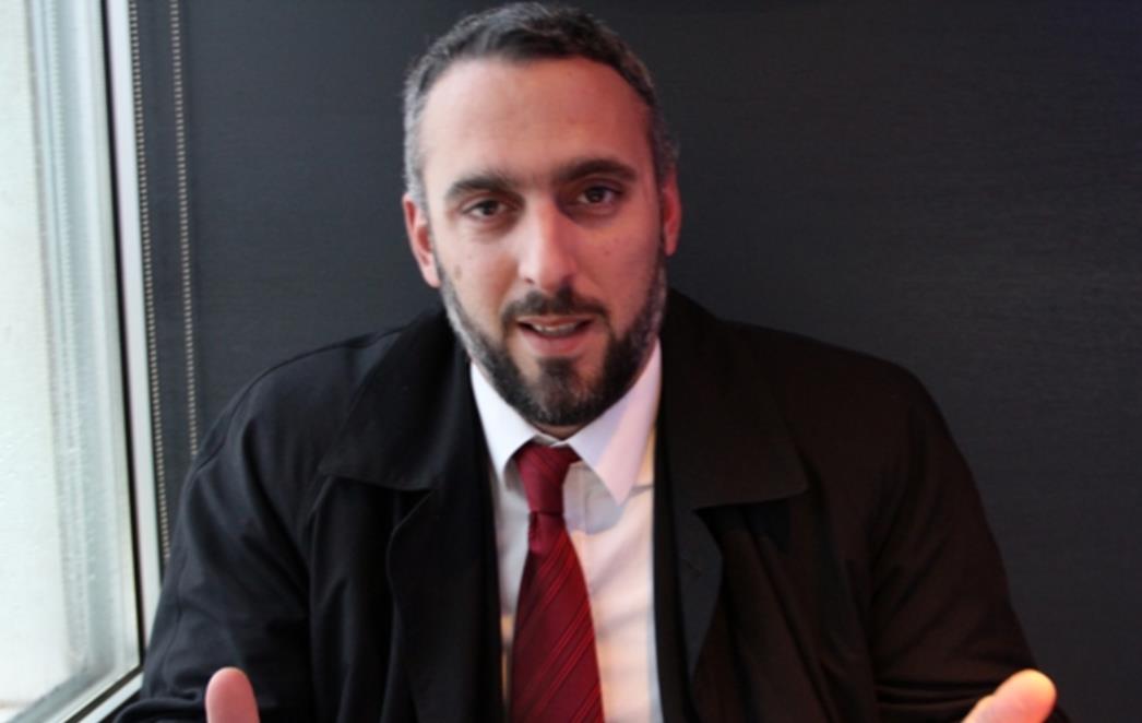 Modni osvrt na odijevanje poznatih - načelnik općine Dubrovačko primorje Nikola Knežić 