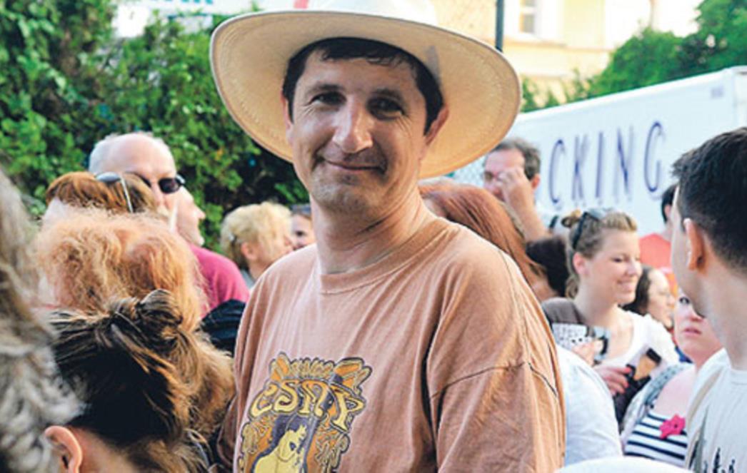 NAPAD FEKALI-OSVETNIKA: Na Antu Tomića bacio kantu punu fekalija