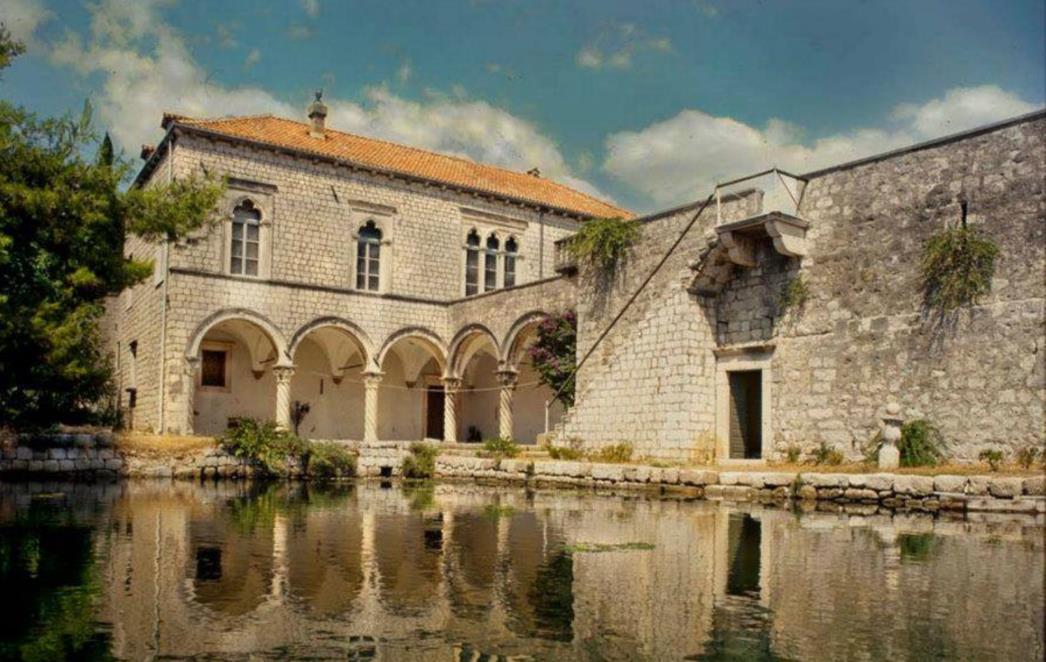 Ljetnikovac Petra Sorkočevića u Lapadu - najbolje očuvan od pet ljetnikovaca roda Sorkočević