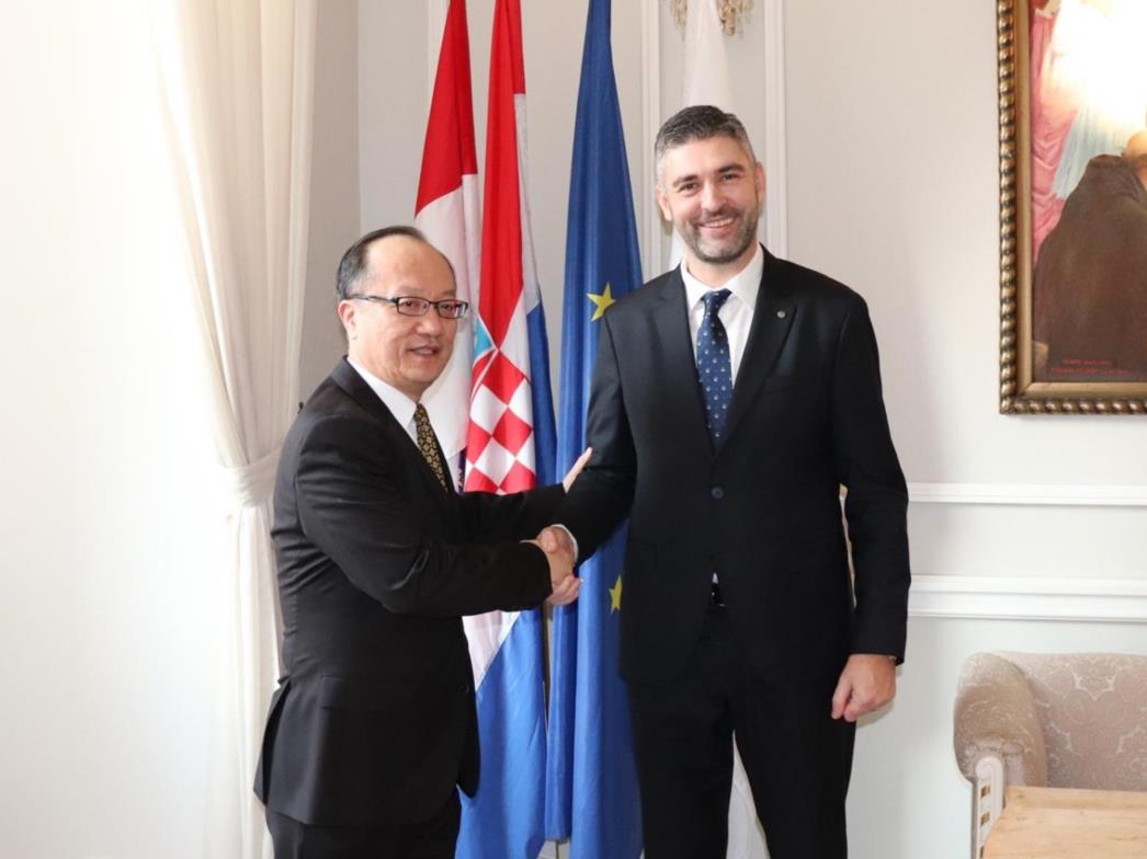 Kineski veleposlanik Qi Qianjin na prijemu kod gradonačelnika Frankovića