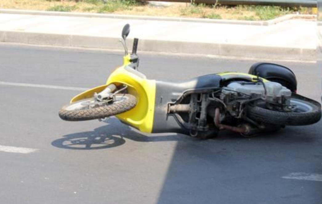 PROMETNA NESREĆA NA PUTU IVA VOJNOVIĆA: Ozlijeđen 18-godišnji motociklist