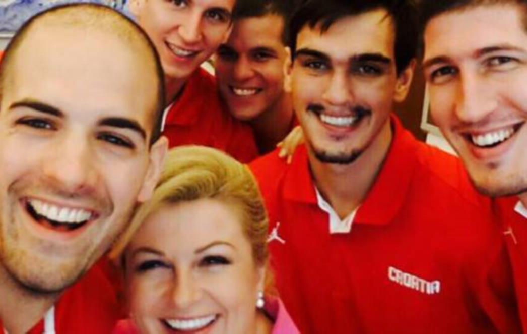 Košarkaši napravili selfie s predsjednicom Kolindom