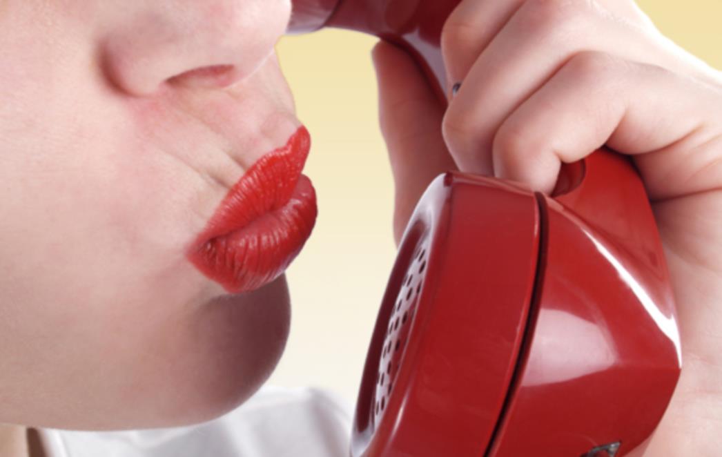 Alternativni seksualni kontakt - telefonski seks!