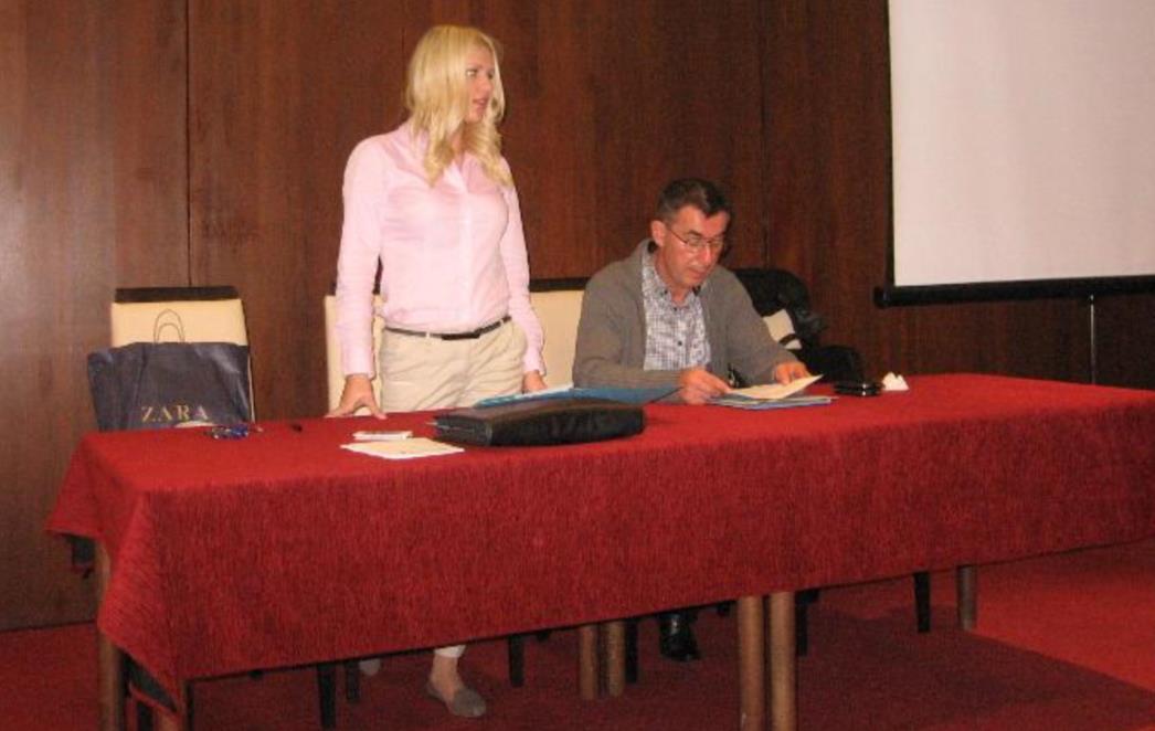 JAVNA TRIBINA U DUBROVNIKU: Građani se informirali o legalizaciji bespravnih objekata (FOTO)