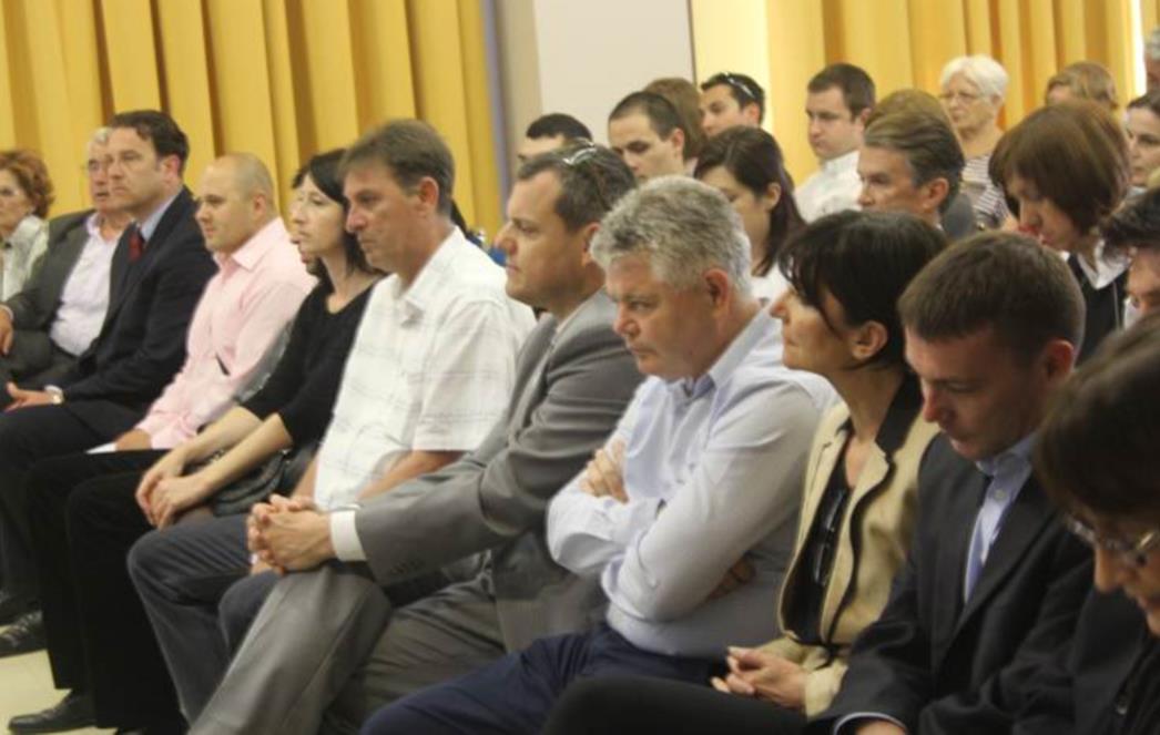 Izabrani delegati za 12. konvenciju SDP-a, od najavljenih ministara stigao samo Bauk (FOTOGALERIJA)