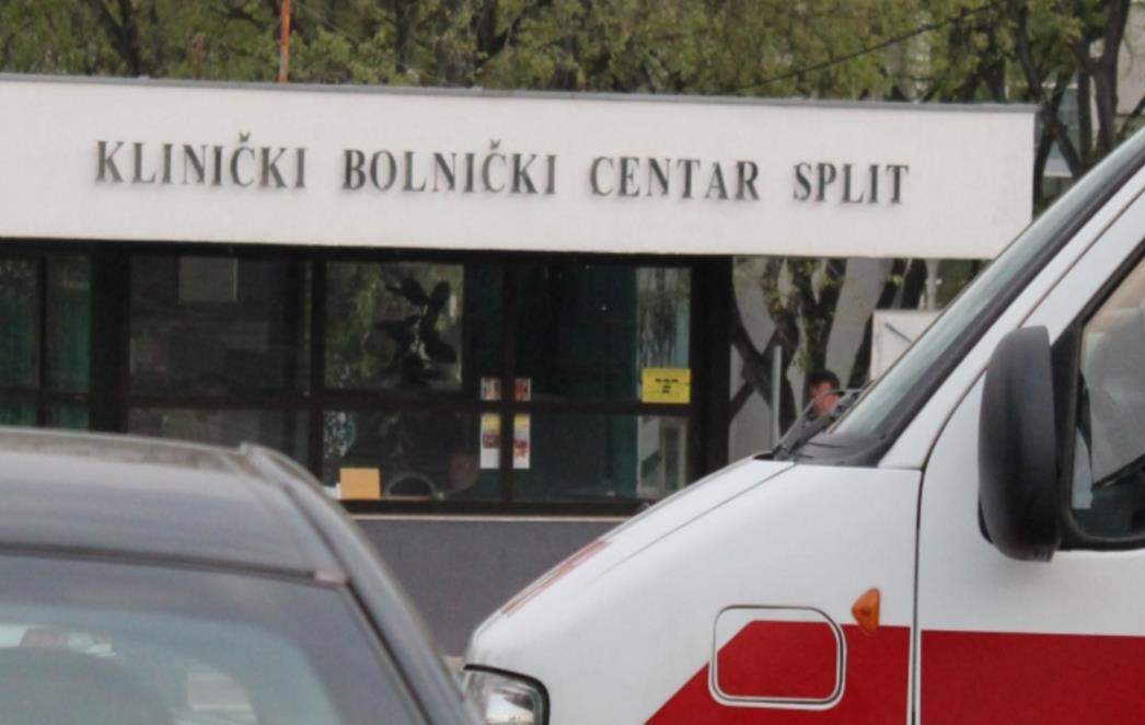 OREBIĆ ZAVIJEN U CRNO: Nakon oca, u bolnici preminuo 18-godišnji sin