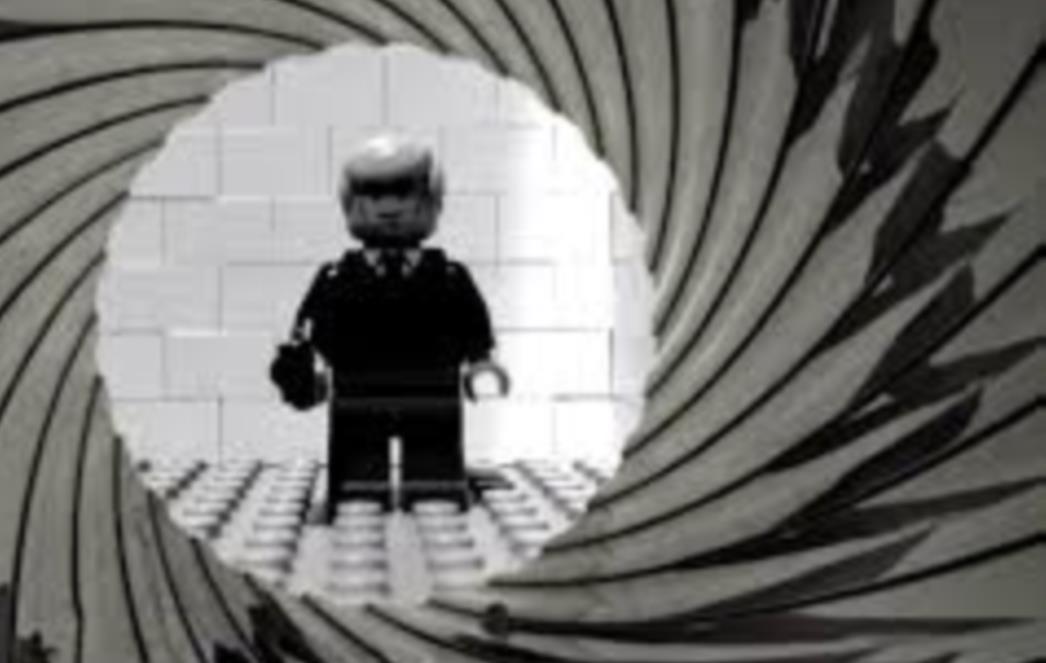 VIC DANA: James Bond i poklon