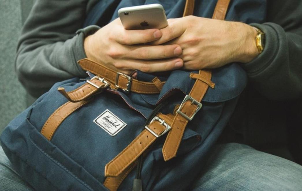 ČETIRI EURO CENTA PO MIN: Posebne naknade za roaming