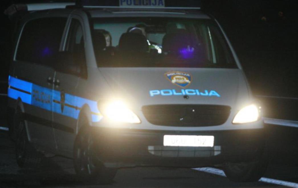 Dubrovčanin  provalio u trgovinu u ulici Pera Čingrije:  Razbio snimač video nadzora i ukrao cigarete