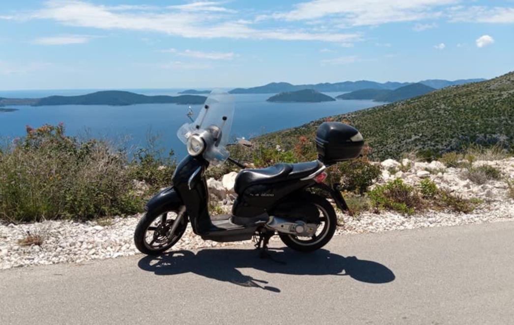 Dubrovčaninu ukraden moped na jednom od frekventnijih mjesta u gradu usred bijela dana