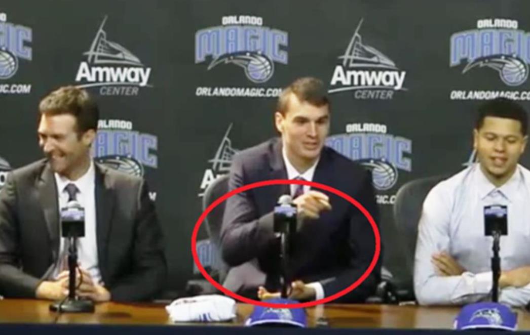 Hezonja u NBA-u skroz zbunio novinara; svi su prasnuli u  smijeh!