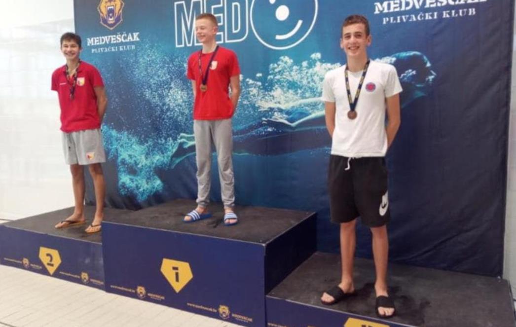 'MINI GRAND PRIX MEDO' Jugovi se plivači doma vratili sa sedam medalja