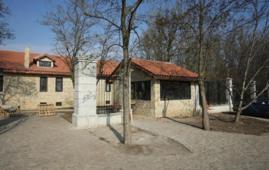 Severinin salaš spreman za useljenje, susjeda im Nataša Bekvalac