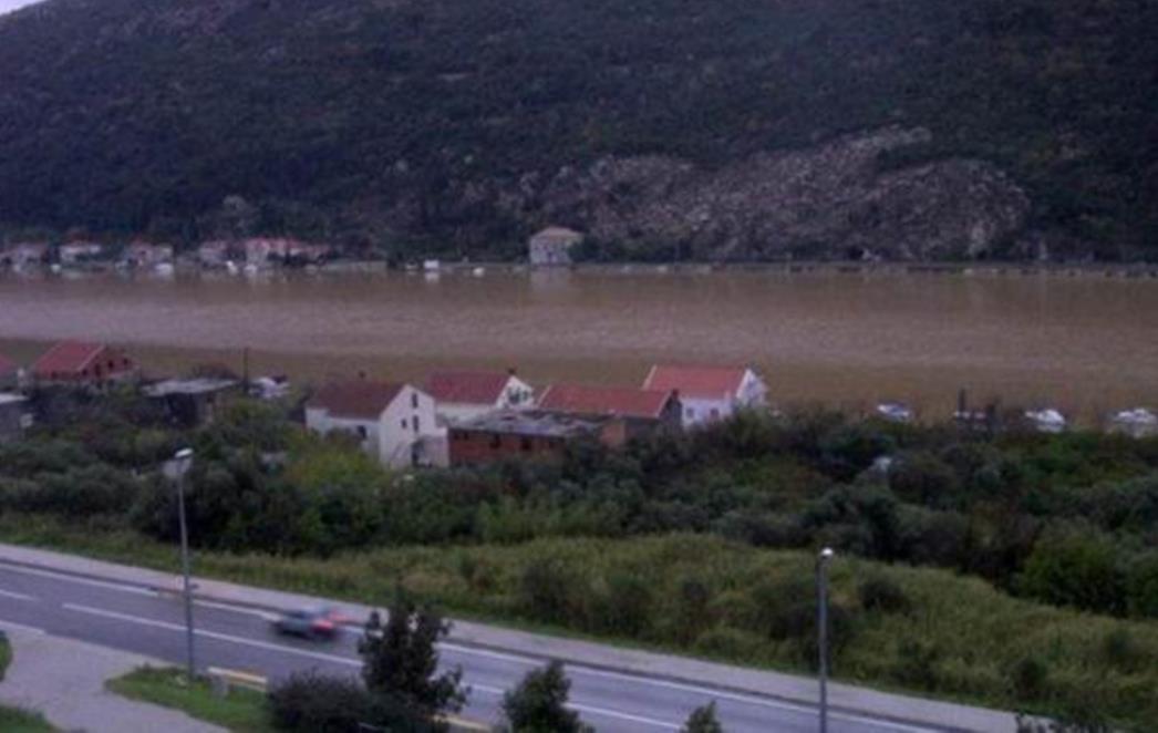 NEVRIJEME UČINILO SVOJE: Voda na dubrovačkom području nije za piće!
