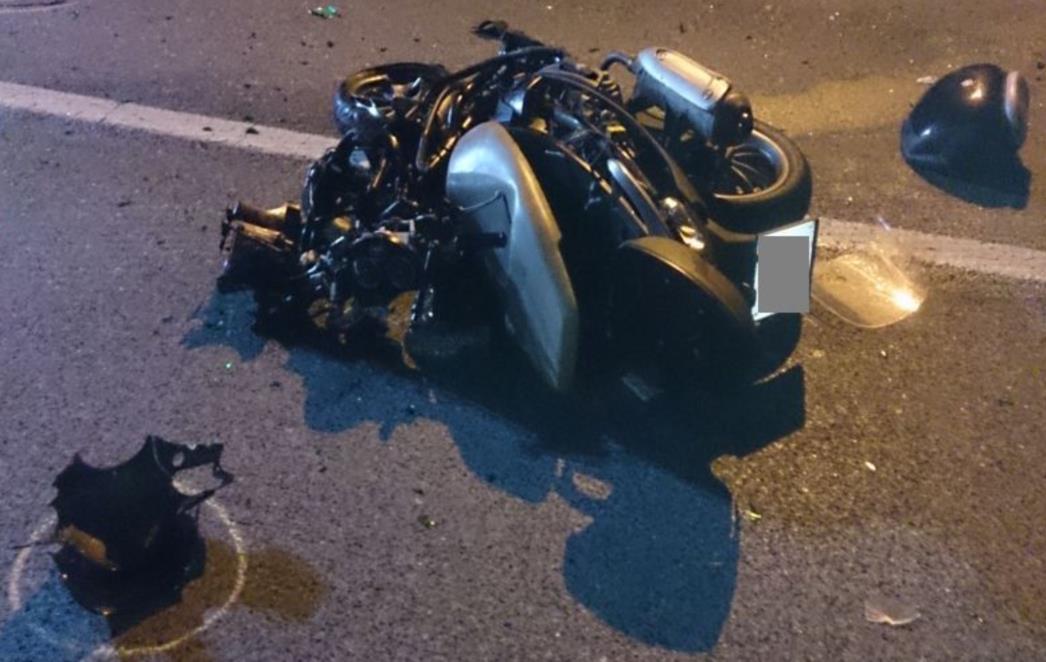 PROMETNA NESREĆA NA BATAHOVINI:  Motociklom u ogradu, dvoje ozlijeđeno!