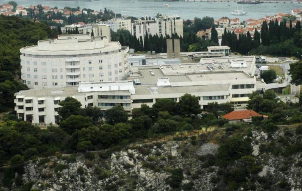 Dubrovački klub stranaca donirao spirometar Dječjem odjelu Opće bolnice Dubrovnik