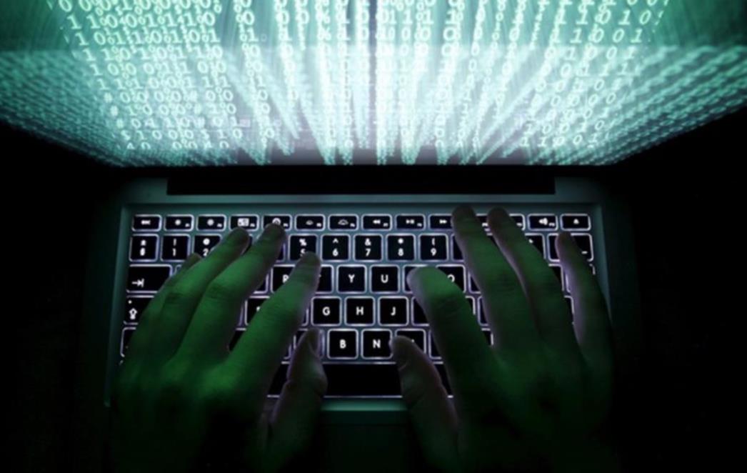 CYBER KRIMINAL Možemo li uopće danas ostati sigurni od    virusa i krađe podataka?