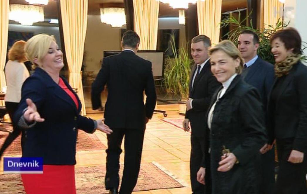 Predsjednica zatvara svoj Ured za Milanovića, osim ukoliko divljak ne dođe u pratnji roditelja ili skrbnika Pupovca