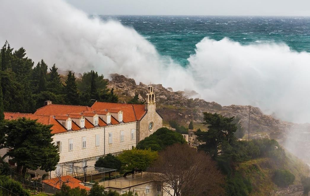 NEMA PREDAHA: Nova duboka ciklona donosi nove probleme s vremenom