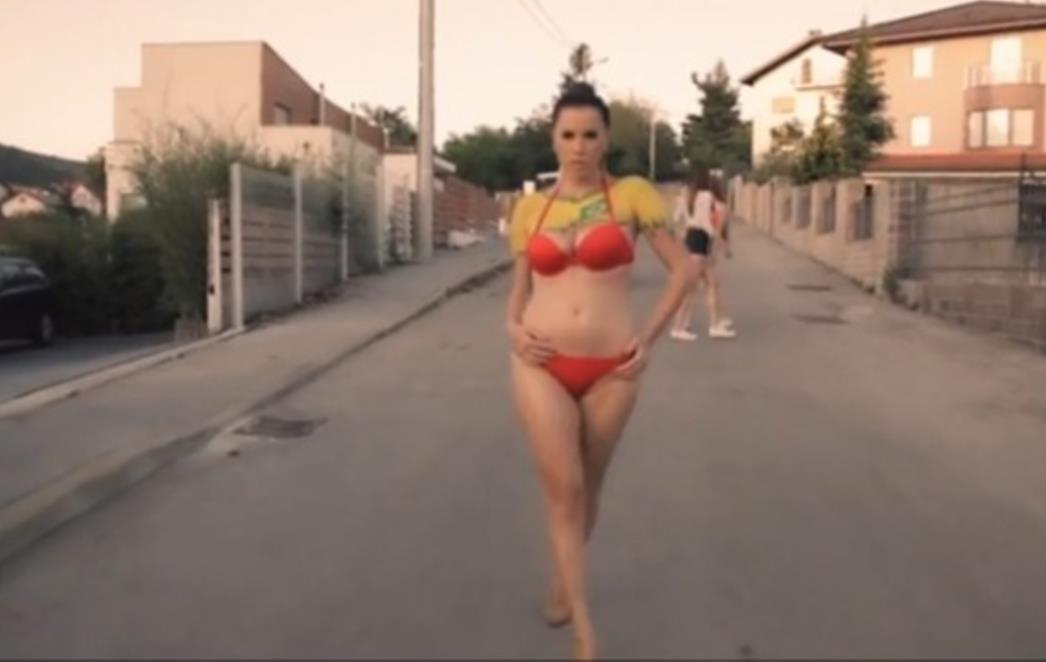 Strani mediji popljuvali Nives Celzijus: Napravila je najgoru pjesmu u povijesti Svjetskog prvenstva! /VIDEO/