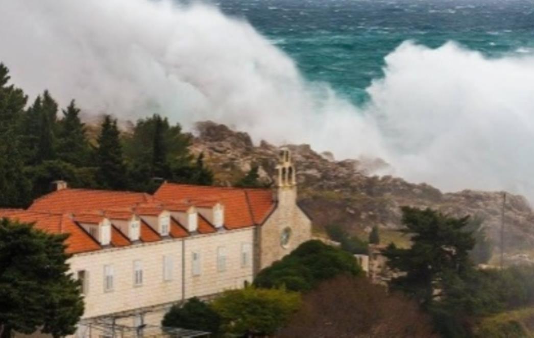 NOVA PROMJENA VREMENA:  Od srijede novi snijeg, na Jadranu jako i olujno jugo!