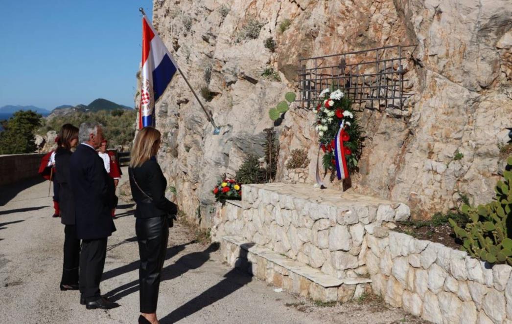Predstavnici Županije položili vijenac na Orsuli