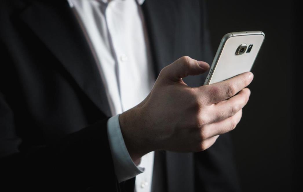 Apple i Google razvijaju napredni alat koji otkriva jeste li bili blizu zaraženih