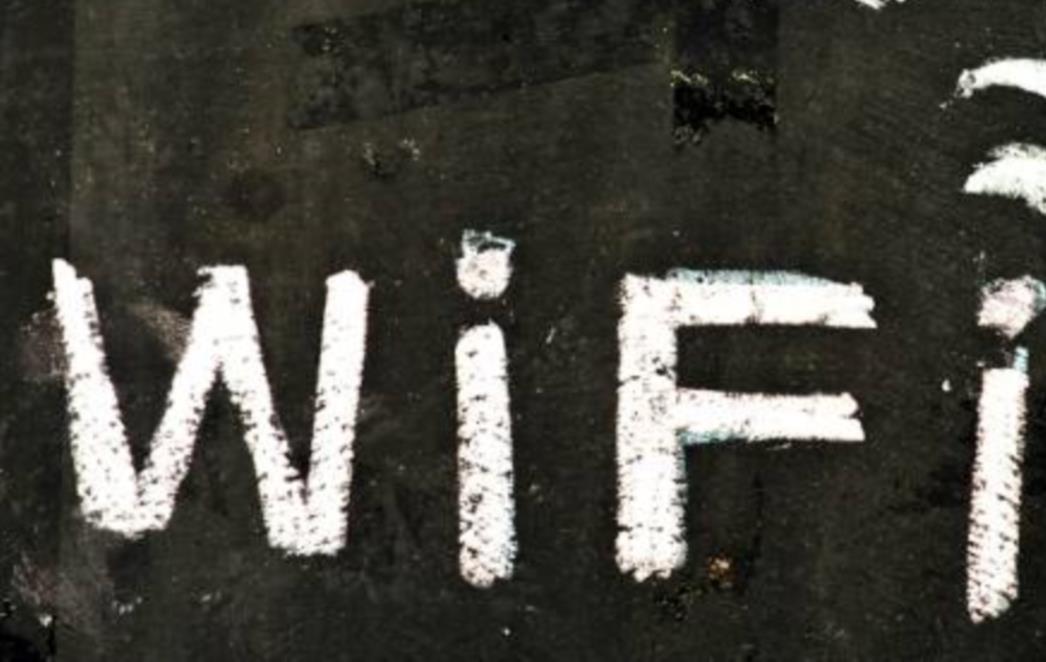 Nevjerojatno jednostavan trik za pojačati WiFi signal! /VIDEO/
