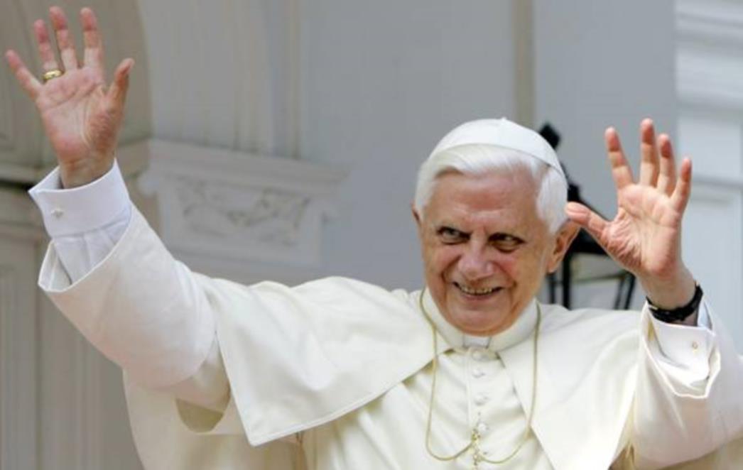 Video: Papa Benedict XVI razgovarao s astronautima