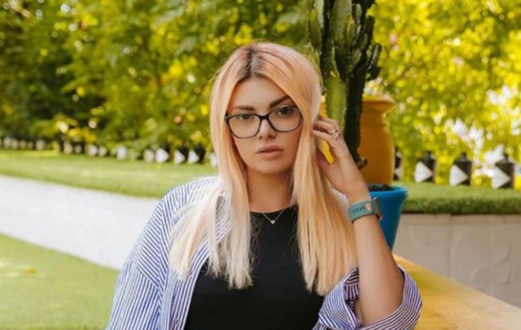 'SKORO SAM RODILA' Ella Dvornik sa suprugom kupila novi auto, pa doživjela prometnu nesreću