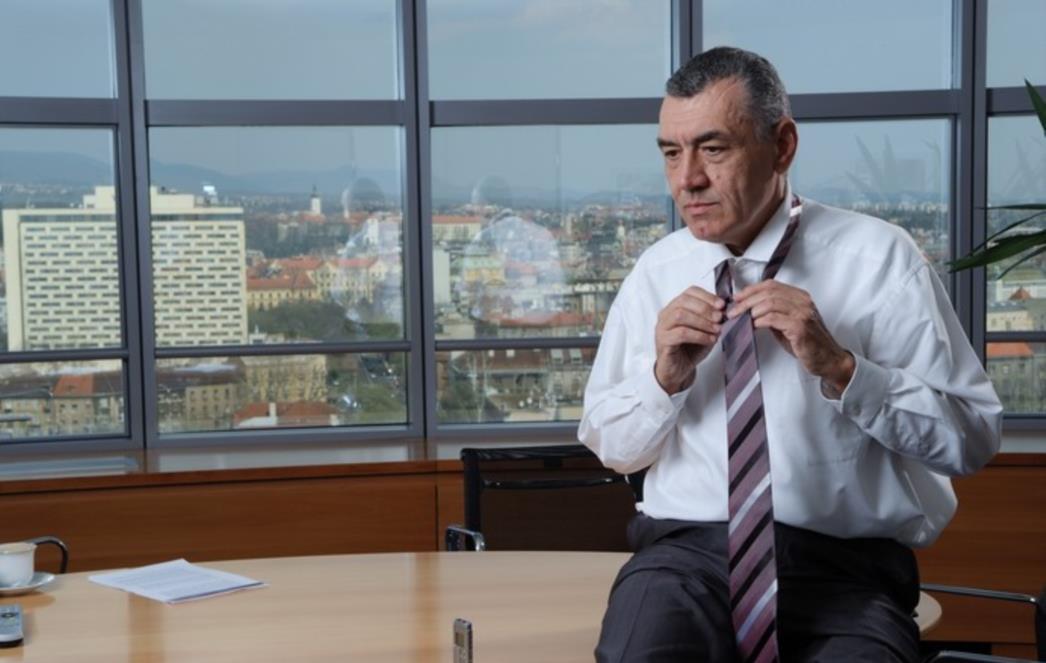 Dionica HT-a u neprestanom  padu