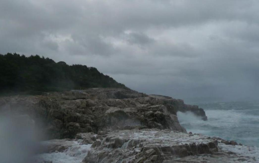MOKOŠICA OSTALA NA SUHOM: Otkazan brod za Lokrum