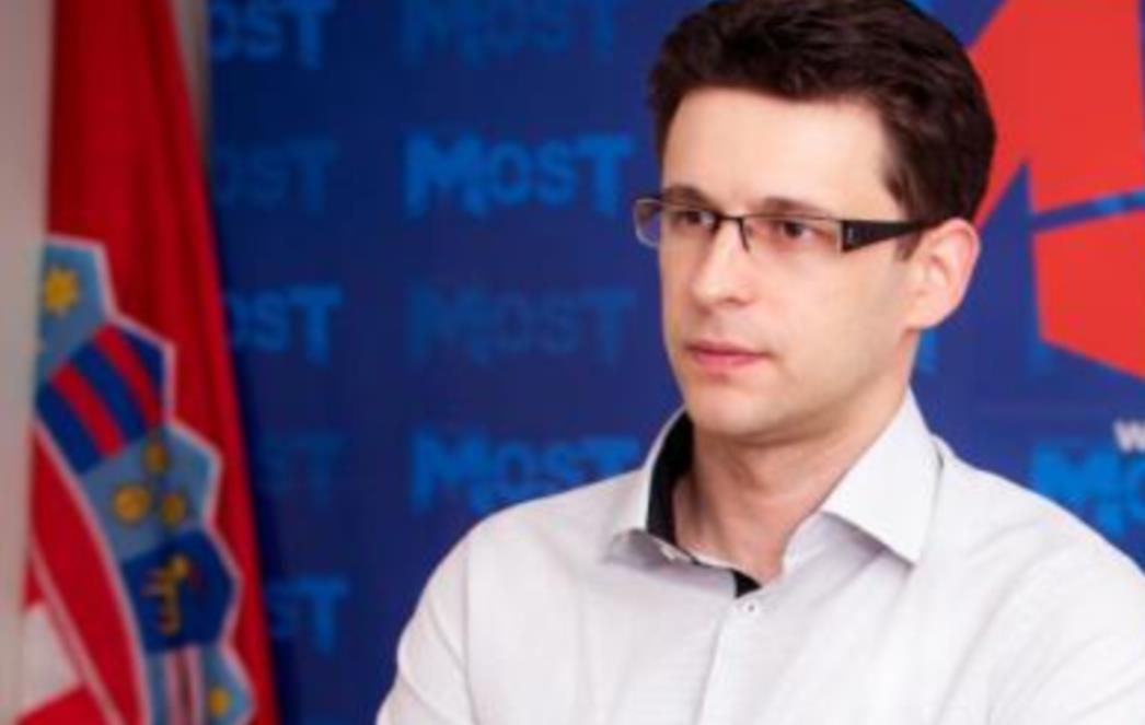 Grad Metković smanjio dug za milijun i 460 tisuća kuna: Snizili plaće pročelnicima za 30 posto!