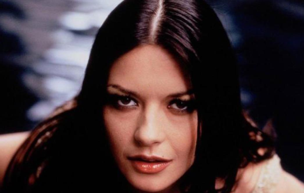Catherine Zeta Jones ponovno u bolnici!