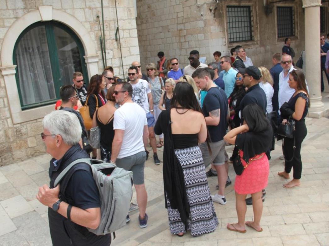 HRVATSKA JE IPAK SIGURNA DESTINACIJA: Godina nije usporediva s rekordnom 2019., ali ipak turista ima!
