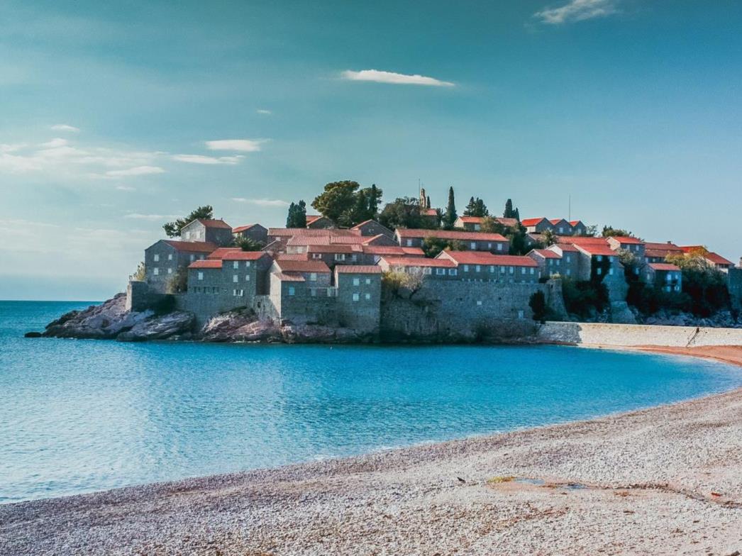 ČESTITAMO DAN HRVATSKOG NARODA U CRNOJ GORI