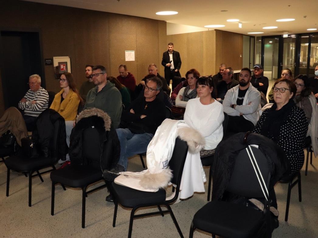 Stanari dijela ulice Žrtava s Dakse odlučili - ulica ostaje pješačka zona, uz komunalno uređenje šetnice i parka