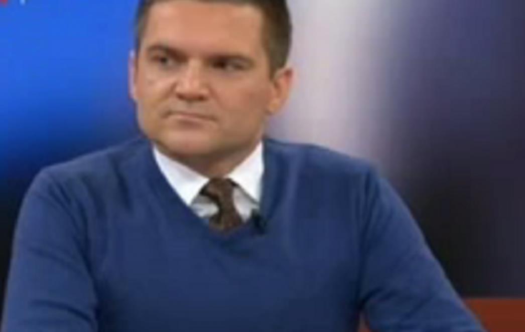Neka netko obavijesti Dragana Nikolića da je Kolinda nova predsjednica!
