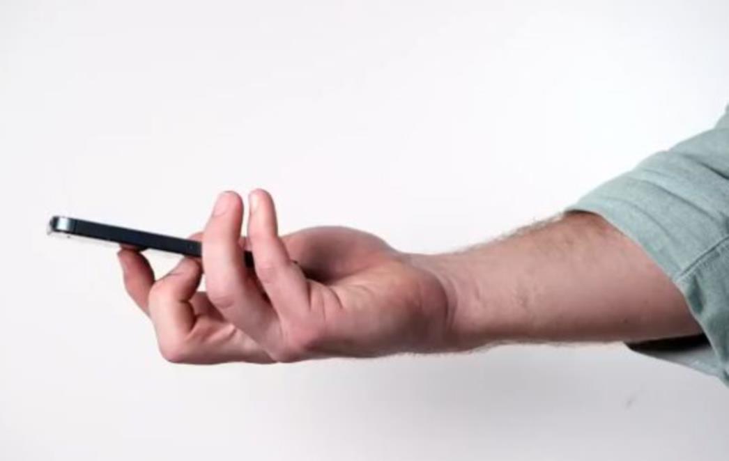 Što stručnjaci savjetuju kako puniti mobitel