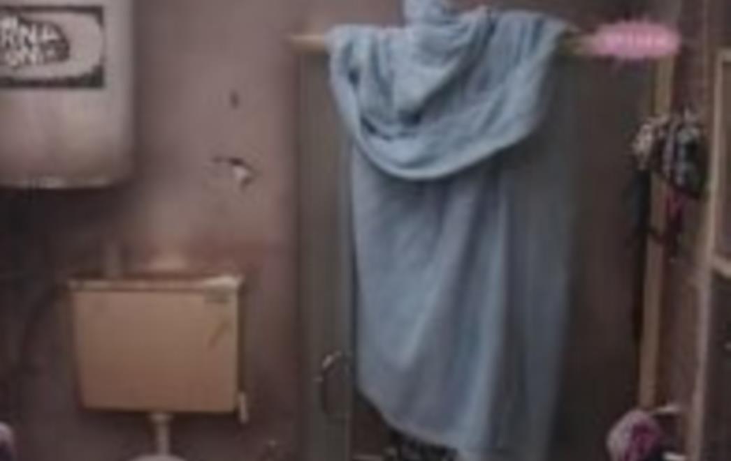 VIDEO Marijana i Nemeš se poseksali u tuš kabini