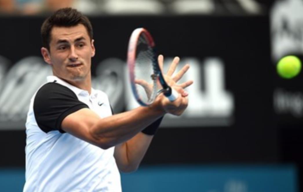 Bernard Tomić na udaru kritika radi predaje meča u Brisbaneu